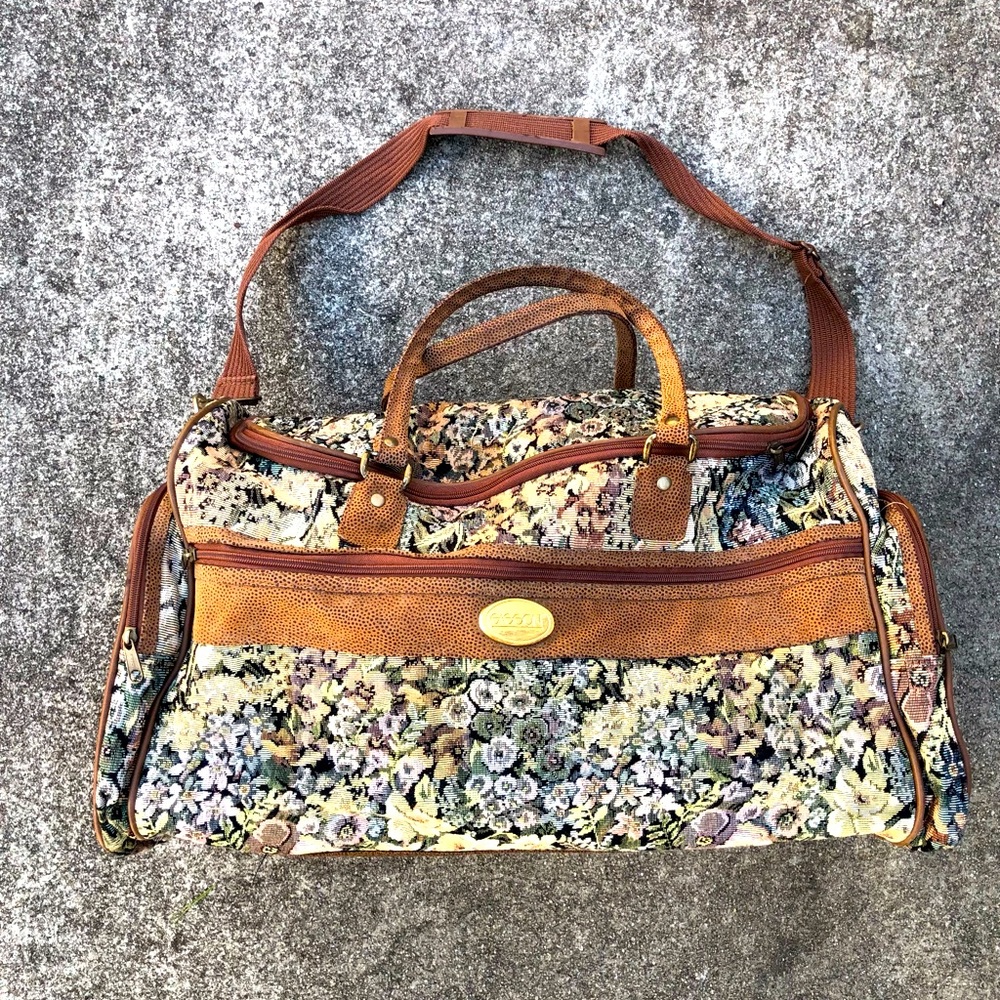 Vintage 1980’s Sasson jean tapestry shoulder duffle travel bag tan suede trim
